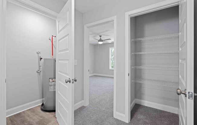 2 beds, 2.5 baths, 1,300 sqft, $1,350, Unit 6