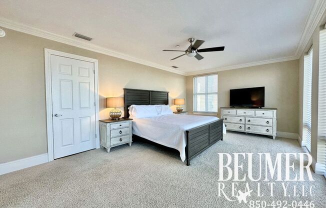 4 beds, 4.5 baths, $6,000, Unit UNIT 6W