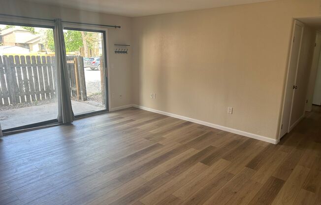 Clean 3 bedroom, 2 bathroom condo in Westminster!