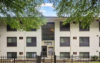 Newly Renovated Two Bedroom Condo! Parking!