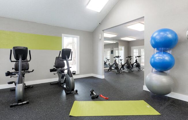 the gym at the apartments for rent