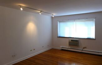 1 bed, 1 bath, 650 sqft, $1,550, Unit 4B