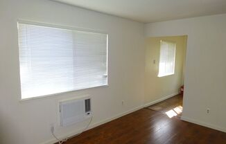 2 beds, 1 bath, $1,400, Unit 1201 T Street # 3