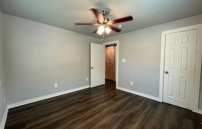 2 beds, 1 bath, $1,695