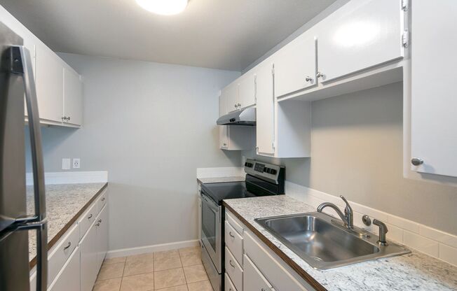 2 beds, 1 bath, 960 sqft, $1,895, Unit 107