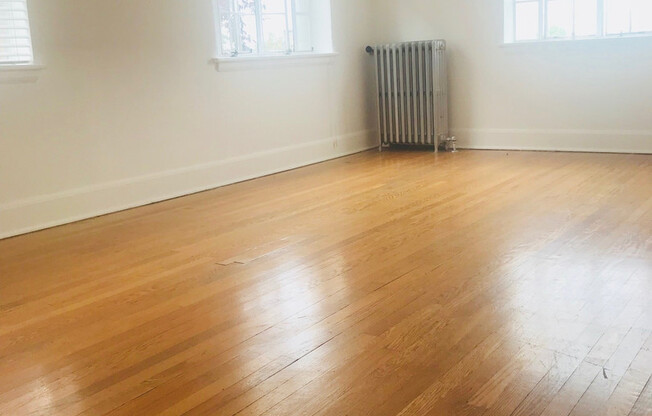 Studio, 1 bath, 620 sqft, $1,195, Unit 404