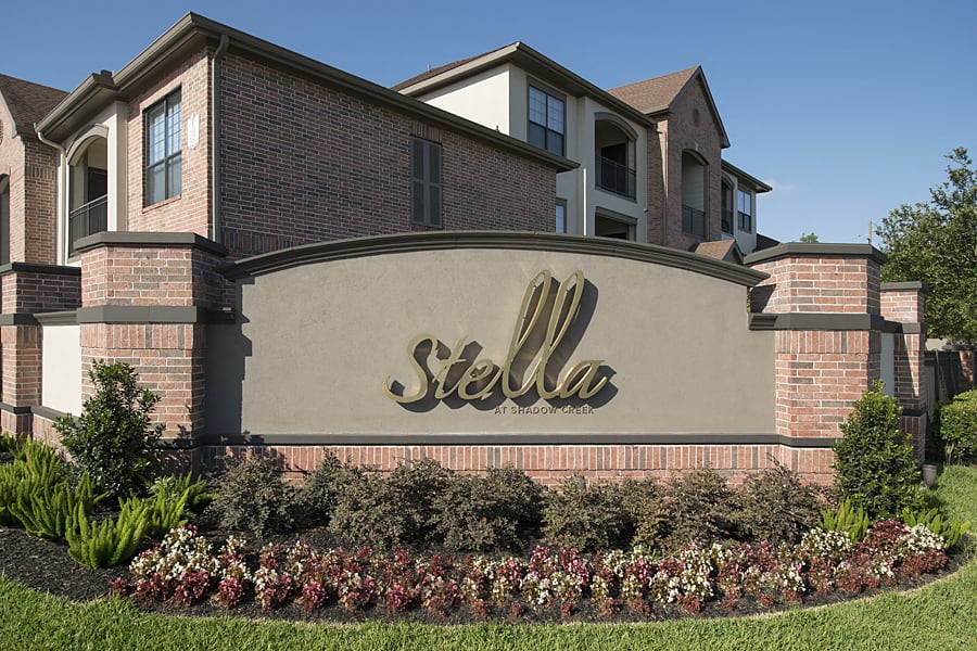 Welcome to Your Luxurious New Apartment!