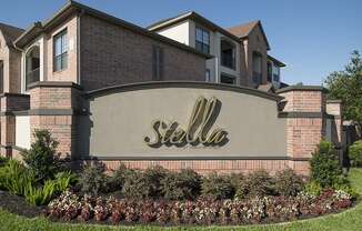 sign apartments in pearland