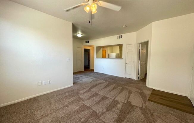 2 beds, 2 baths, $1,350, Unit # 1075