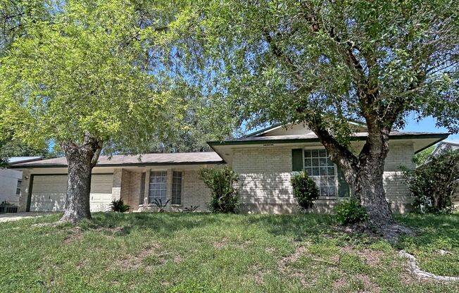 Charming 3-Bedroom Home in Sought-After Live Oak Village