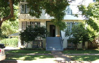 1121 1129 MAGNOLIA AVE