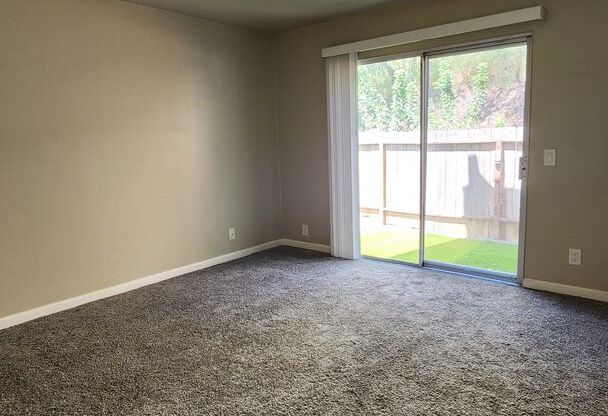 1 bed, 1 bath, 720 sqft, $1,990, Unit 21