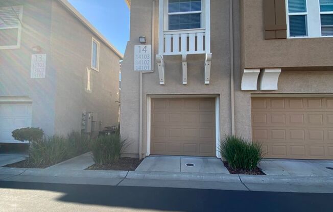 Beautiful Condo Community 2Beds 2Bath Convenient Location!