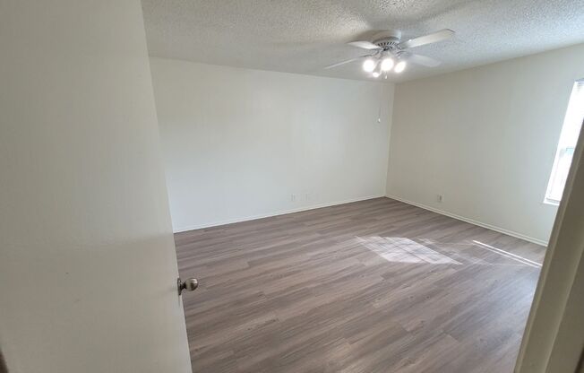 1 bed, 1 bath, 650 sqft, $1,259, Unit SUX-315