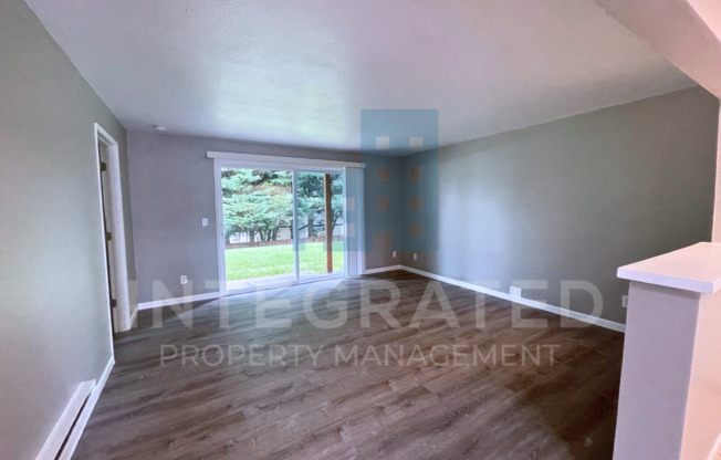 2 beds, 1 bath, 750 sqft, $1,900, Unit Unit #37