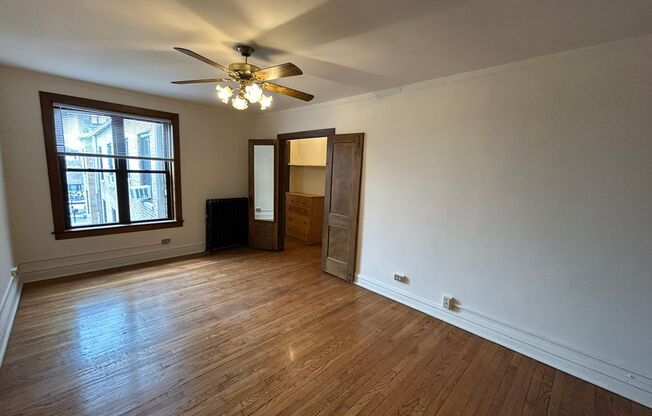 2256 N. Cleveland