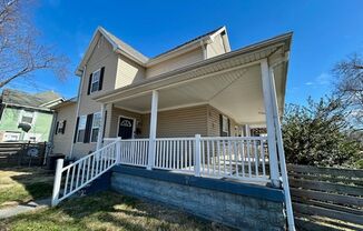 Beautiful 2 Bedroom 1 Bathroom Upper Unit in Fountain Square