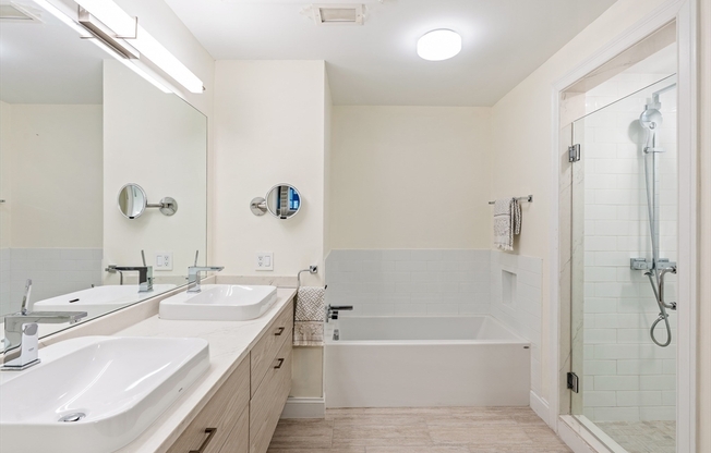 2 beds, 2.5 baths, 1,201 sqft, $4,400, Unit 304