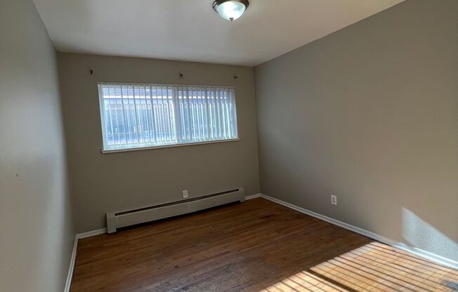 1 Bed 1 Bathroom Apartment in Aurora