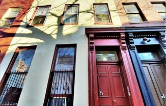 12 E. Read St,