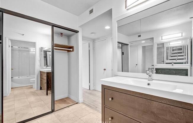 1 bed, 1 bath, 754 sqft, $2,552, Unit 1103