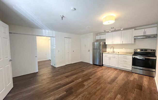 1 bed, 1 bath, 480 sqft, $1,395, Unit 205