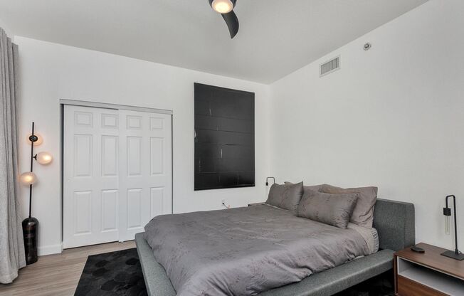 1 bed, 1 bath, $3,000