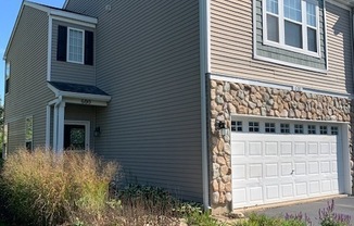 600 BLACKSTONE CT