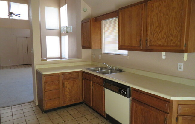 2 beds, 2 baths, $1,350