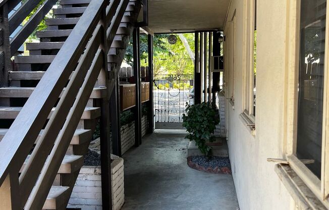 1 bed, 1 bath, $1,595, Unit 8