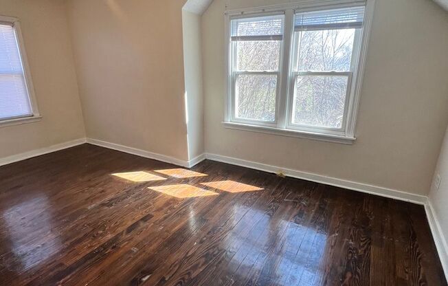 3 Bedroom Home with 1.5 Bathrooms