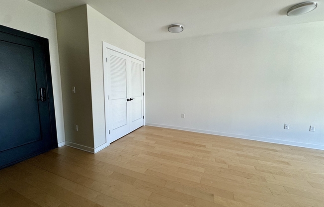 1301 BLUE HL AVE