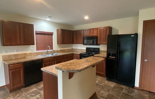 Kent Rambler for rent in cul-de-sac