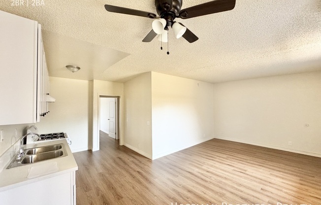 15552 NORDHOFF ST