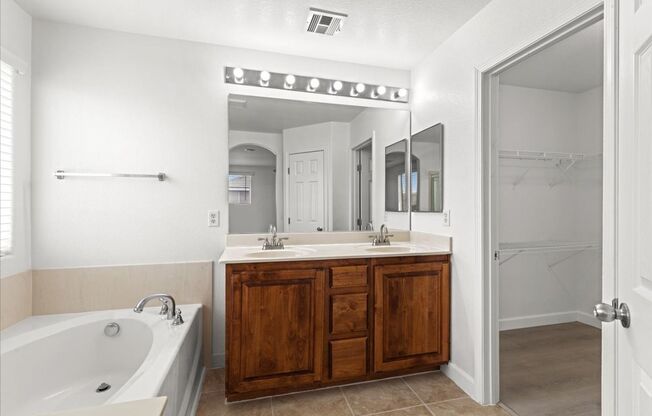 4 beds, 2.5 baths, $2,695