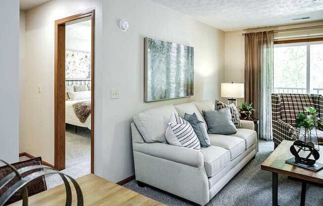 One- two- and three-bedroom apartment homes featuring amenities like three pools, fitness center, basketball court and much more at The Pointe in La Vista, NE