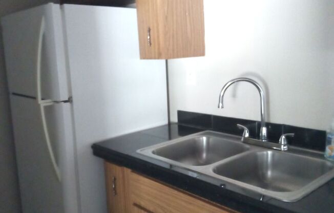 Gated Community First Floor 1/1.5 Apartment Near Lake and Downtown Eustis