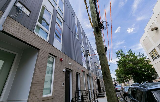 1 bed, 1 bath, 650 sqft, $1,395, Unit 1240 - B