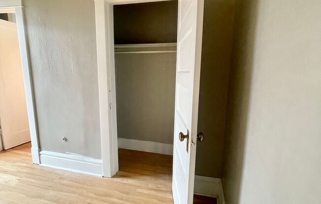 Studio, 1 bath, 262 sqft, $720, Unit 401