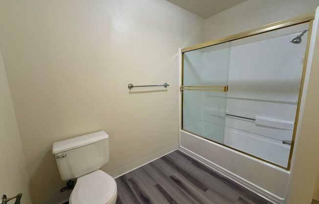 2 beds, 2 baths, 1,097 sqft, $1,980