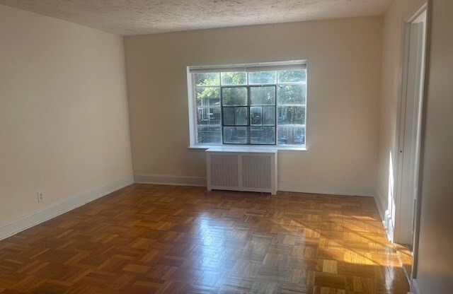 2 beds, 1 bath, 900 sqft, $2,800, Unit 1