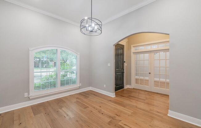 Immaculate, Fully Remodeled Home in Gated River Park Community