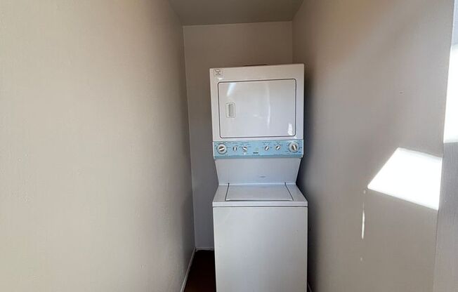 1 bed, 1 bath, 750 sqft, $2,330, Unit 1410