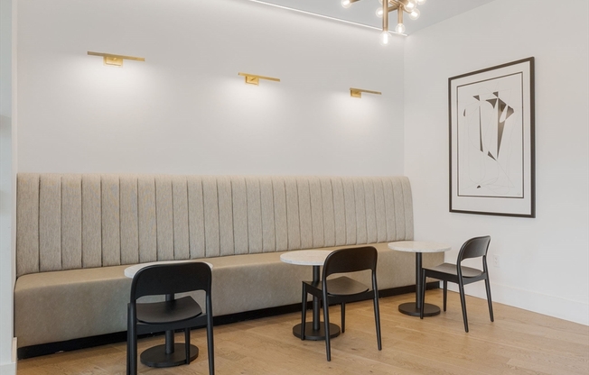 1 bed, 1 bath, 708 sqft, $2,900, Unit 303