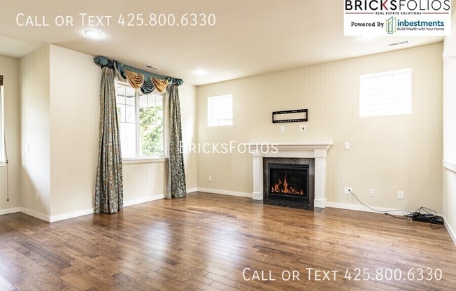 10251 EASTRIDGE DR NE