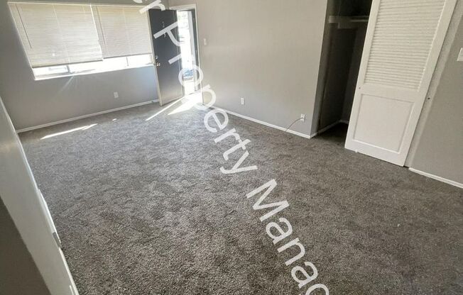 2 beds, 1 bath, $950, Unit 115 Reeb Lane Apt 4