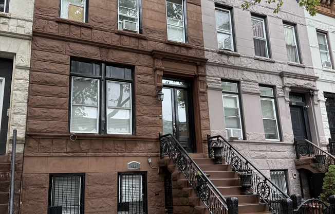 450 QUINCY ST