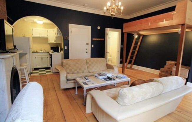 85 MARLBOROUGH ST