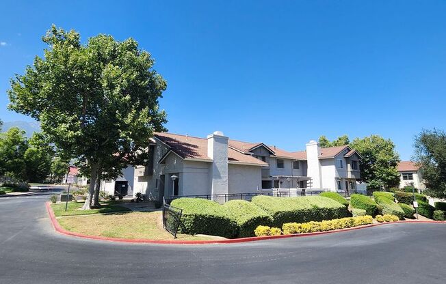 Beautiful 2 bedroom 1.75  bath Home Alta Loma