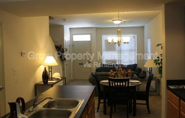 745 S 13 ST